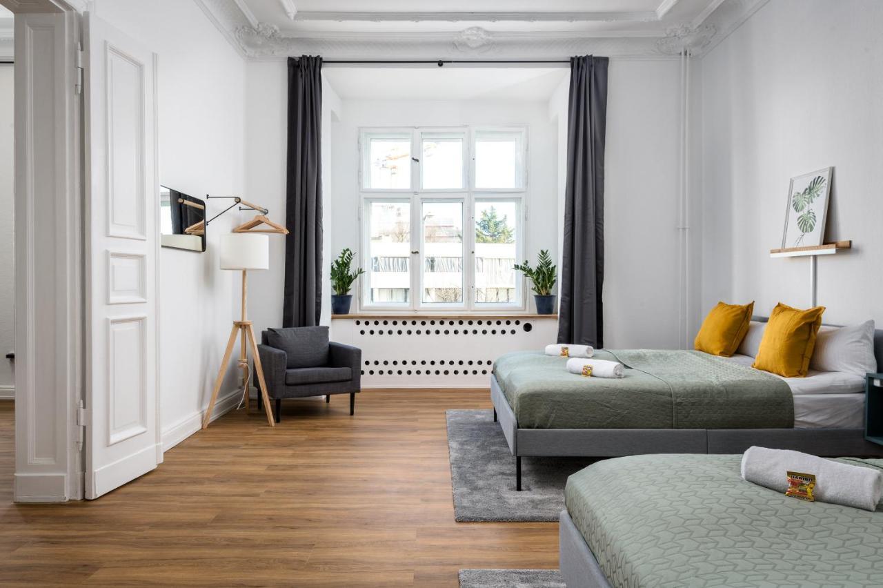 Riesiges Nahe Kudamm Sehr Schoner Altbau 123m2 Gross 12 Gaste Appartamento